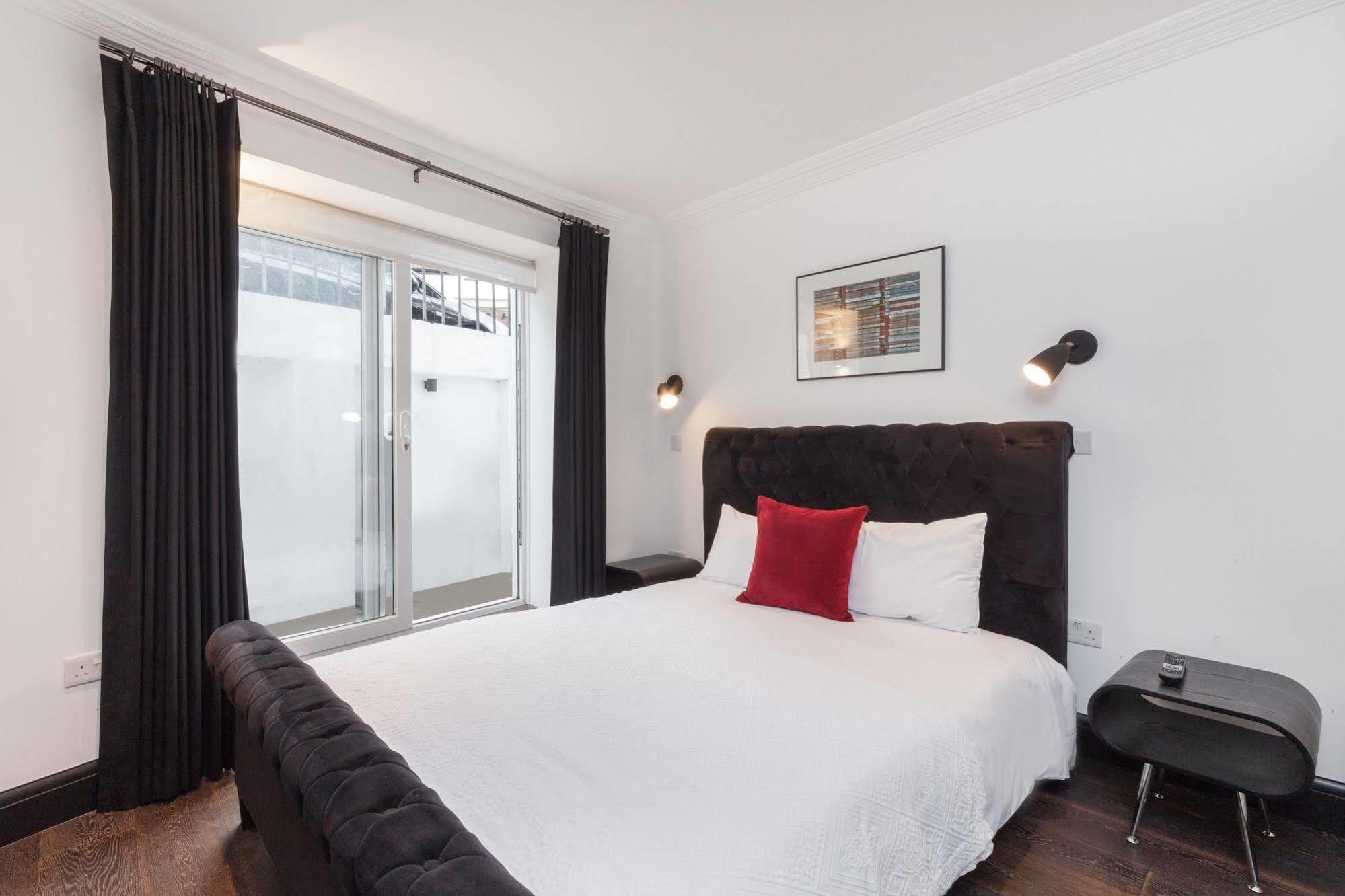 6 Portobello Road London Exterior photo